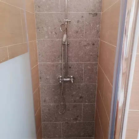 Superbe En Plein Centre-ville De Крепи-ан-Валуа